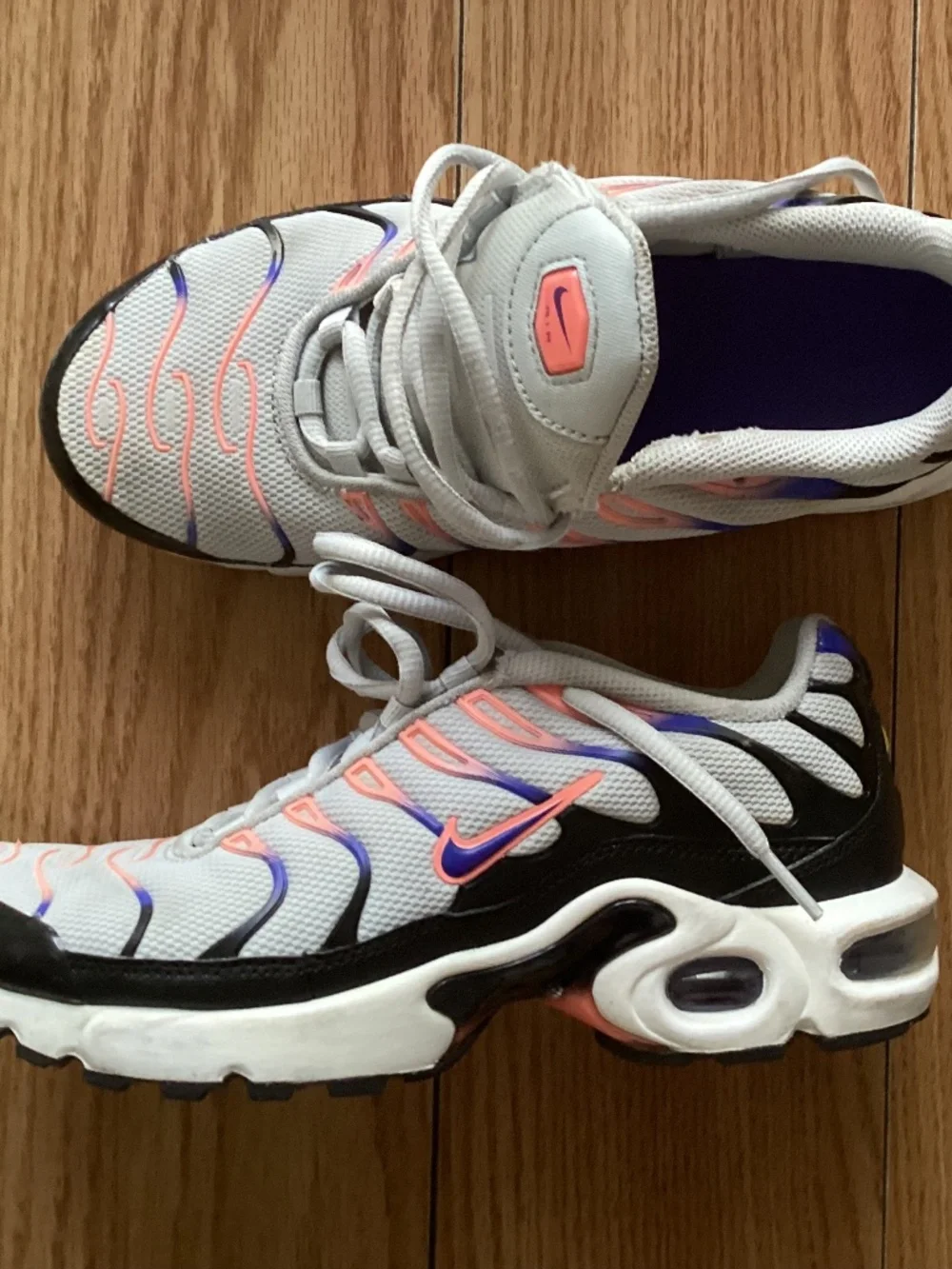 NIKE Tn air shoes